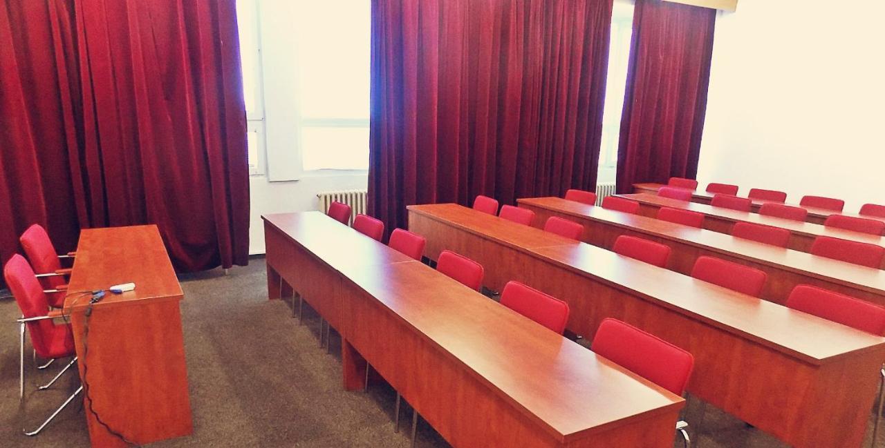 Penzion Institut Kosice Ngoại thất bức ảnh