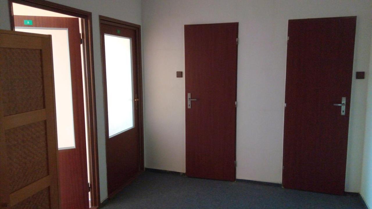 Penzion Institut Kosice Ngoại thất bức ảnh